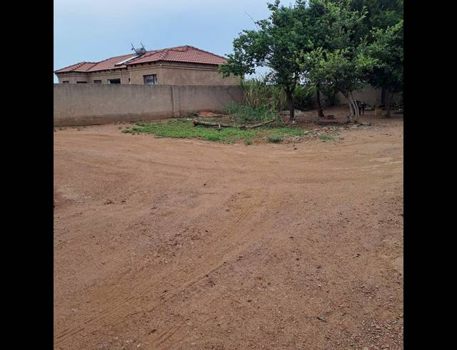 3 BEDROOM HOUSE FOR SALE IN SOSHANGUVE EAST